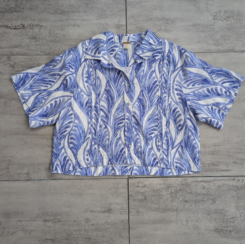 Magaschoni Women's Blue White Floral Button Down Top Blouse Size Medium